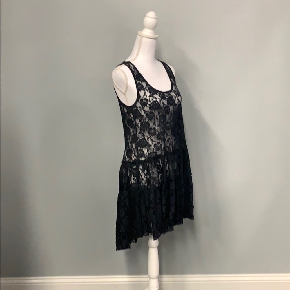 Dress - Picture 3 of 5